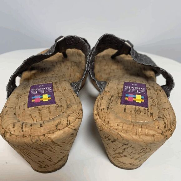 Zee Alexis Womens Sandal Slip On Crisscross Strap Size 8 - Picture 6 of 8